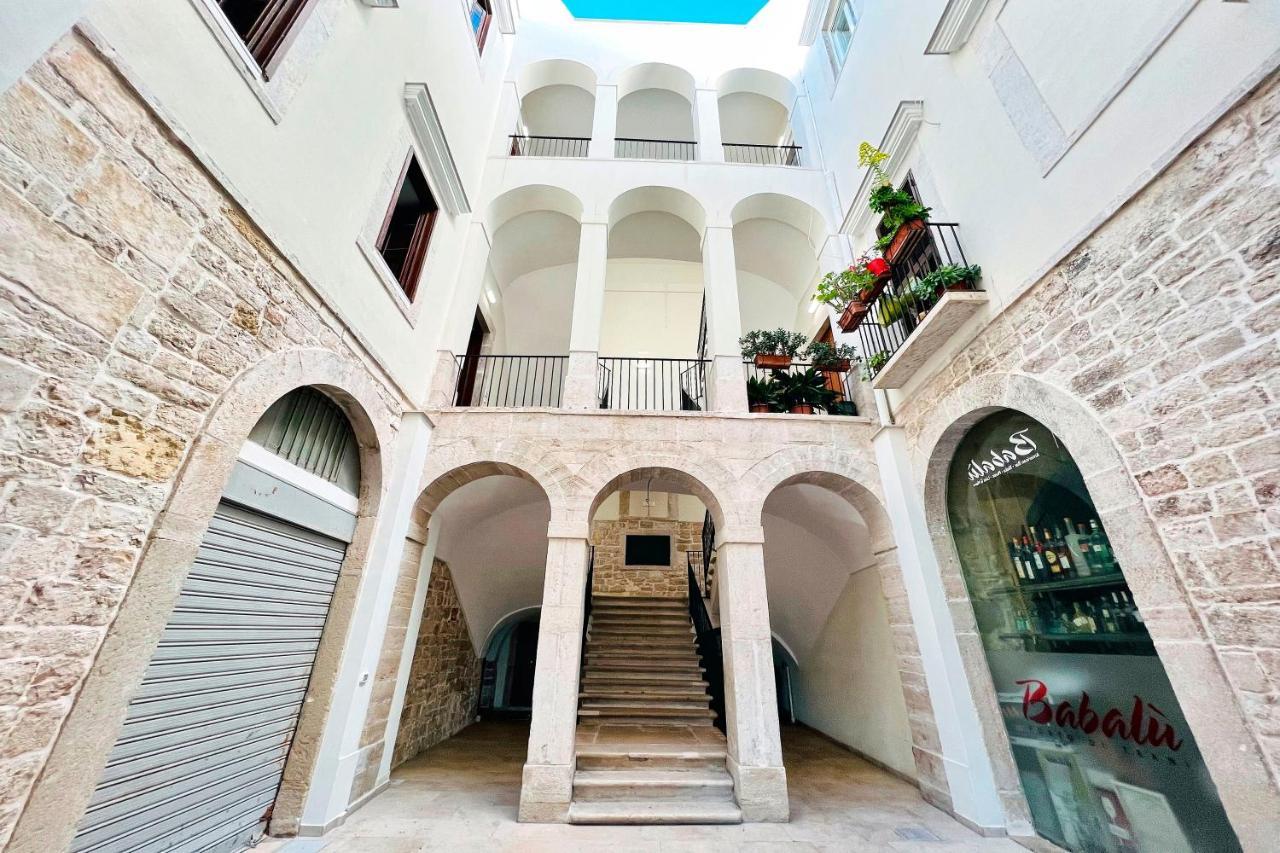 Miche Luxury Home - Appartamento Vista Mare A Трани Экстерьер фото